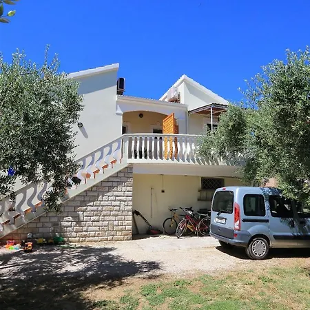 Sonja Apartment *